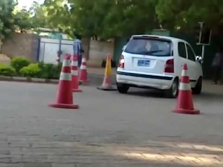 أخطاء السائق المبتدئ عند تعلم القيادة تعلم السياقة